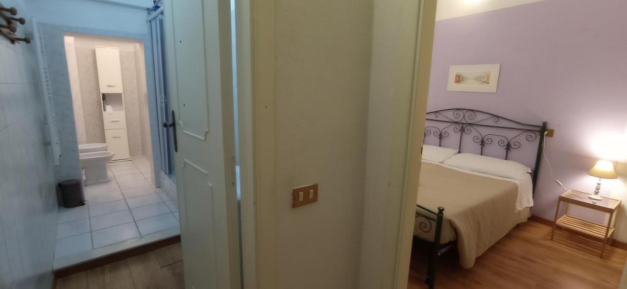 كالياري Onlyrooms III - Piazza Jenne المظهر الخارجي الصورة