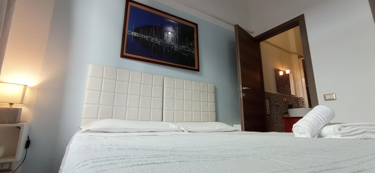 كالياري Onlyrooms III - Piazza Jenne المظهر الخارجي الصورة
